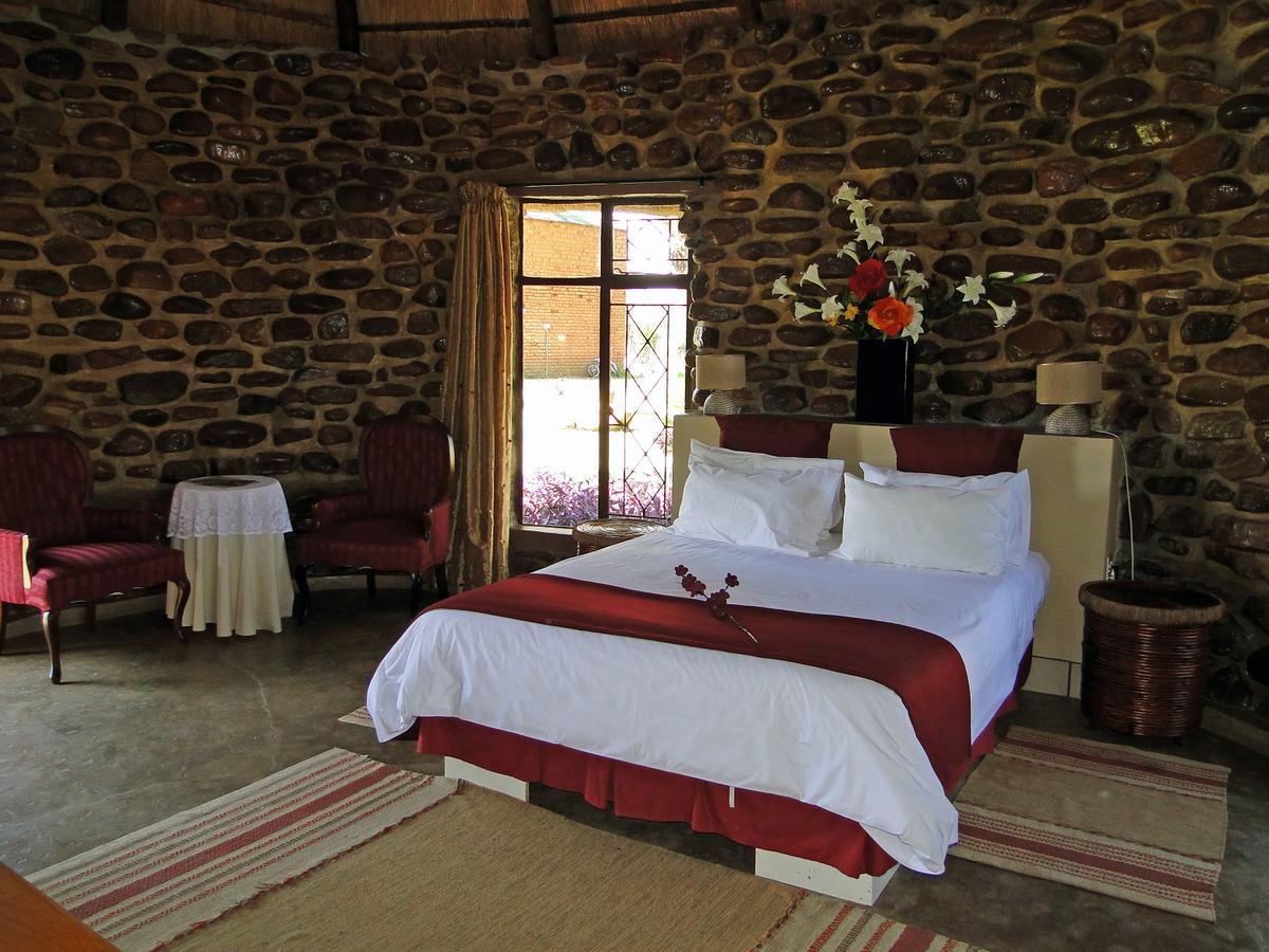 Mokoya Lodge Hekpoort ภายนอก รูปภาพ
