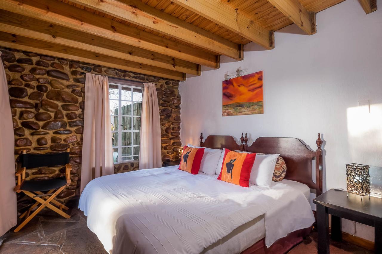 Mokoya Lodge Hekpoort ภายนอก รูปภาพ